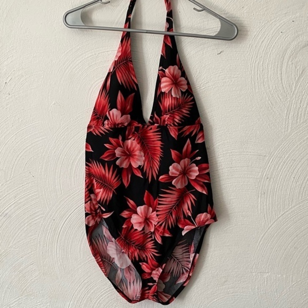 Speedo Swimsuit Size 16 Women’s One Piece